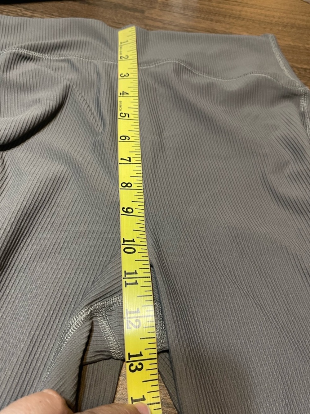 Old Navy leggins - Picture 7 of 9